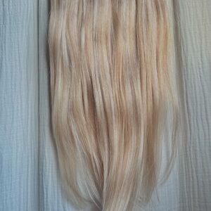 Human Hair | Creamy Natural Blonde Clip Ins | 18 Inches